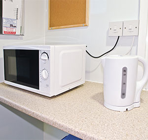 6 Person Welfare Hog - Trade 4 Less - Building Supplies UK